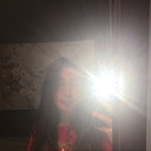 Meet your Posher, Mia